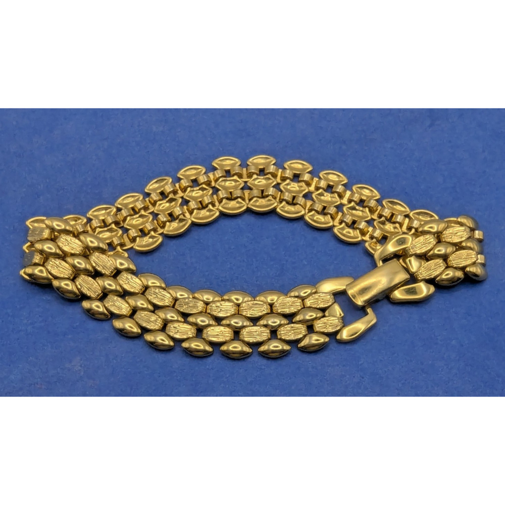 TRIFARI Vintage Gold Tone Multi Strand Textured Link Bracelet 7in